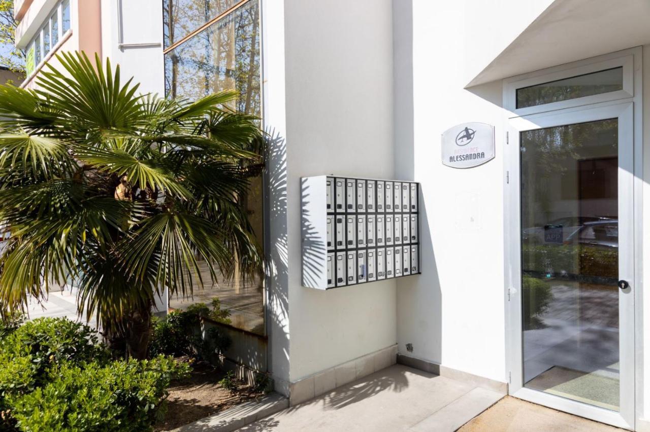 تْشيزيناتيكو Residence Alessandra المظهر الخارجي الصورة