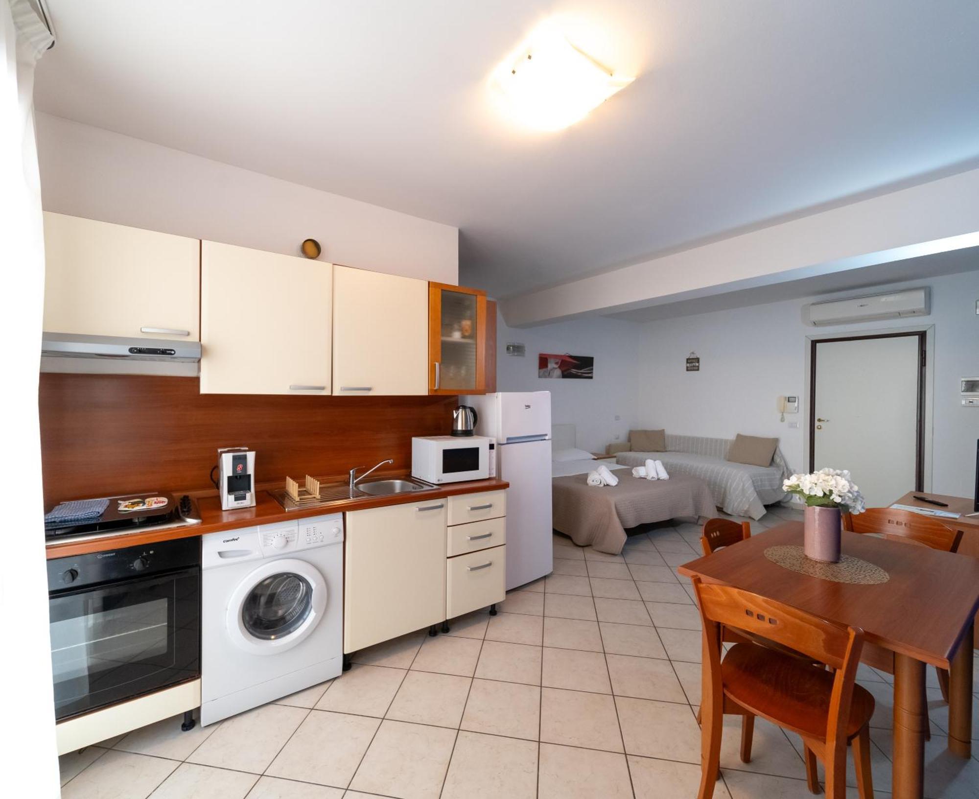 تْشيزيناتيكو Residence Alessandra المظهر الخارجي الصورة